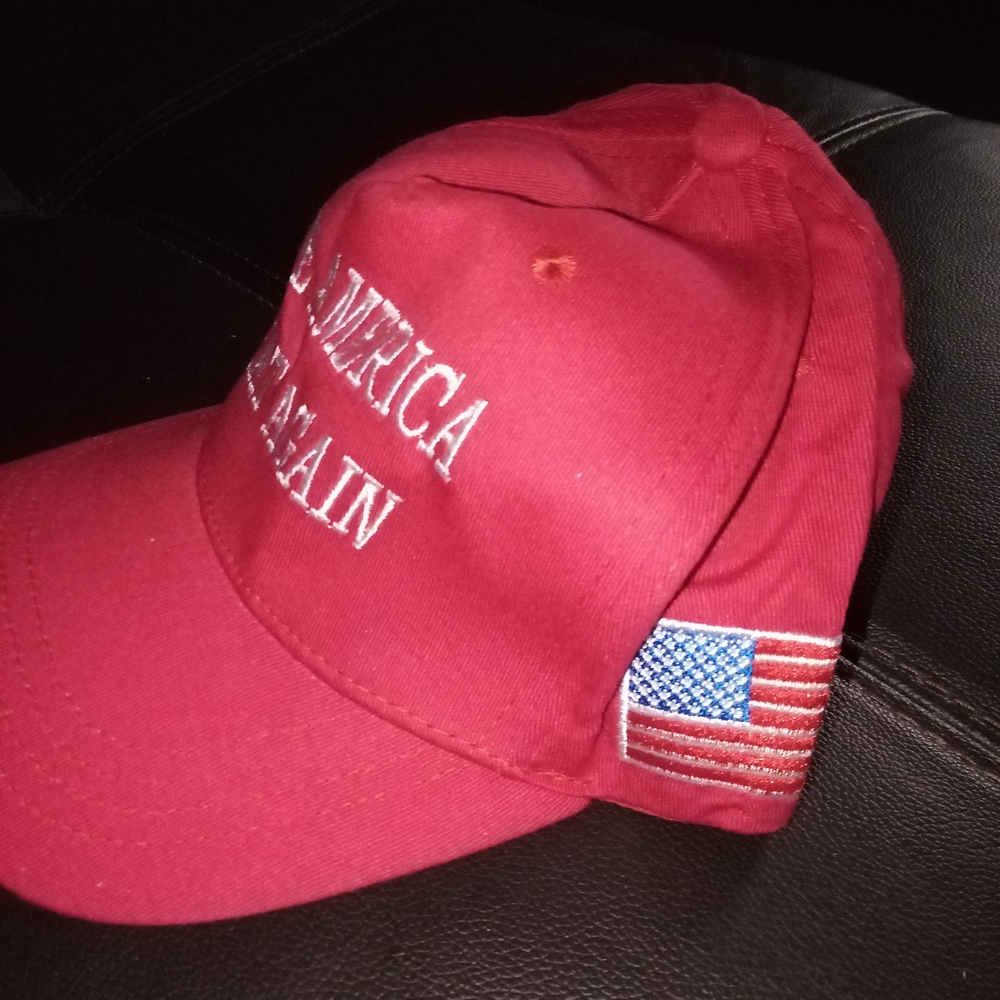 Source Unknown Red and White Hat with Embroidered Details